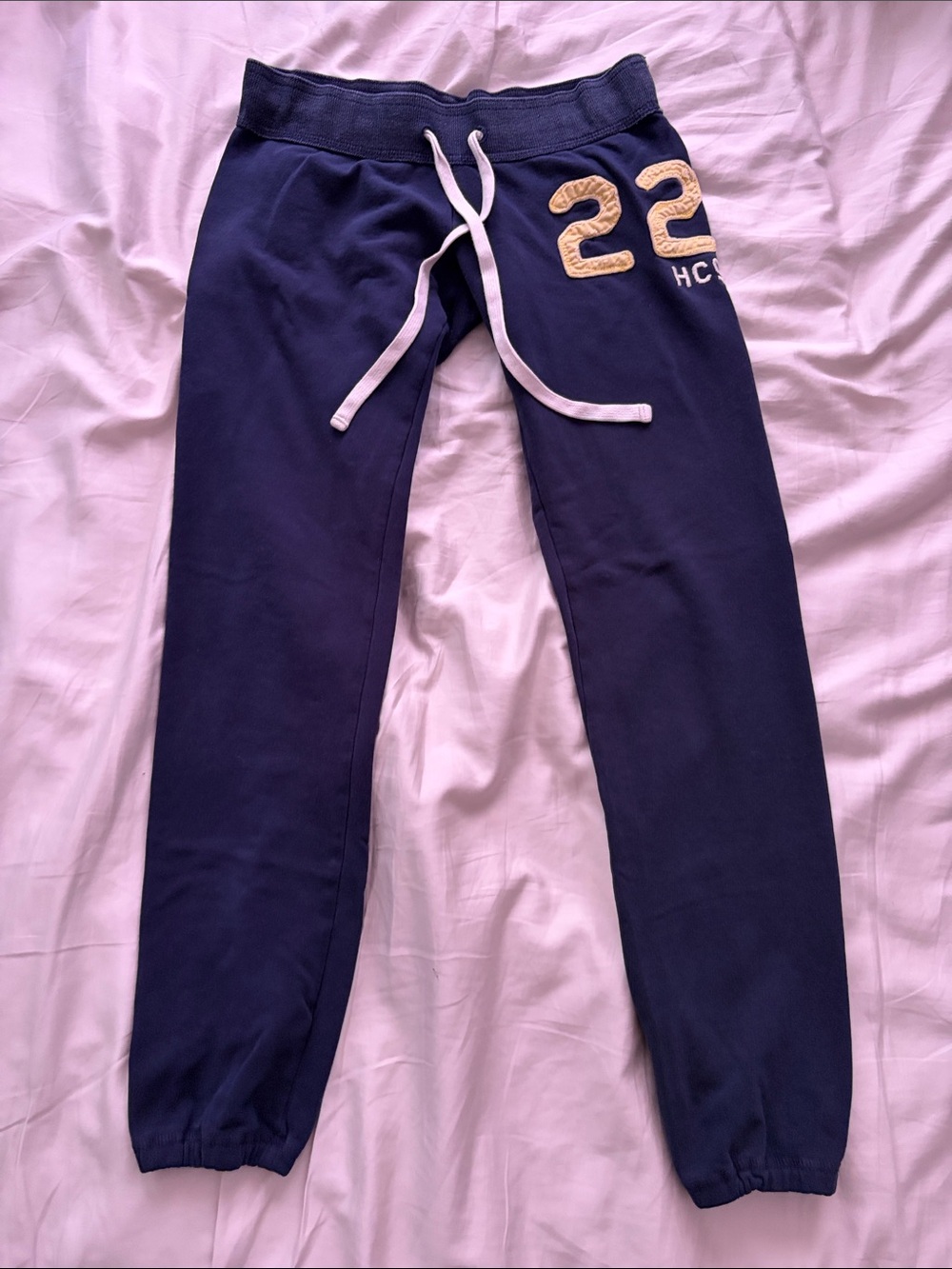 Low waist Navy Blue Sweatpants with Drawstring and '22' Patch
